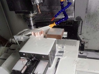 英吉切削液加工現場